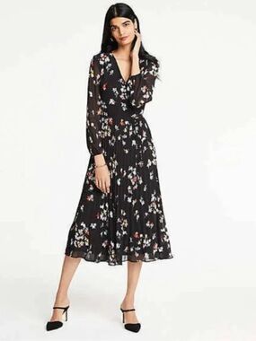 Ann Taylor Meadow Floral Pleated Wrap Dress Midi Size 0